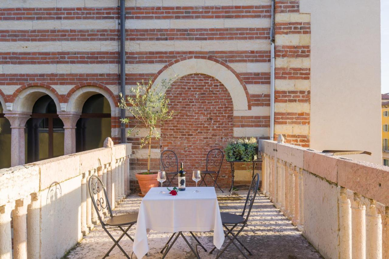 Domus La Costa Apartment Verona Exterior foto