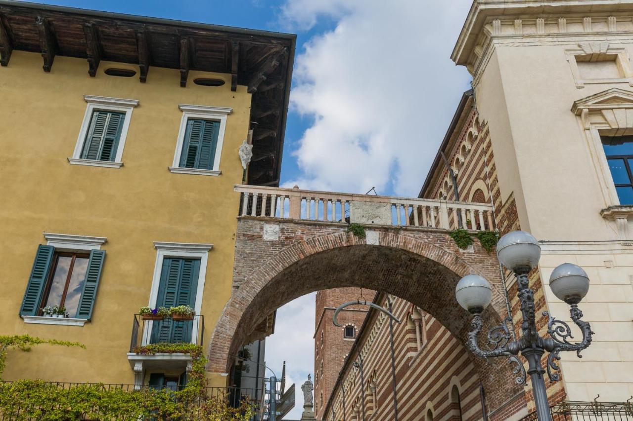 Domus La Costa Apartment Verona Exterior foto